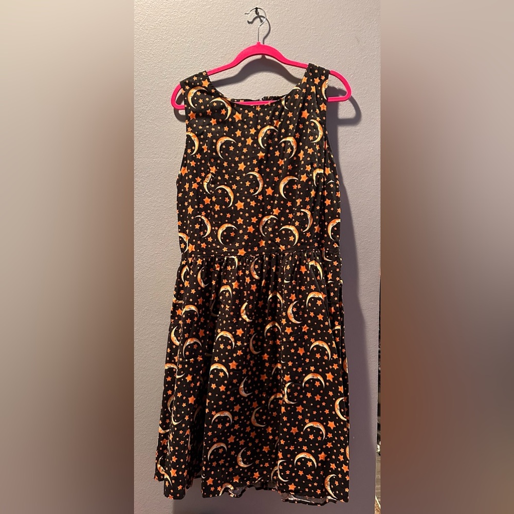 Retrolicious moon dress.